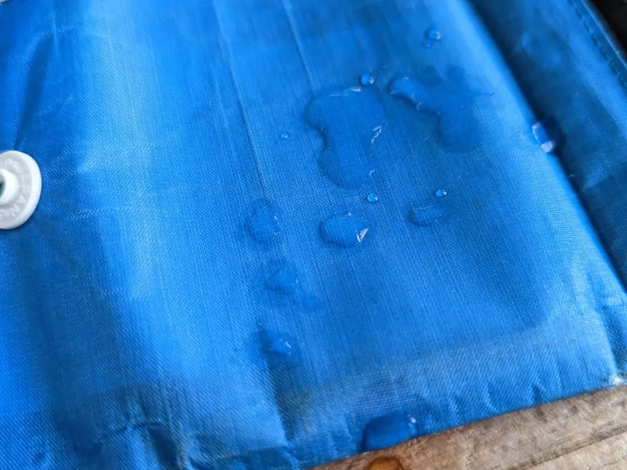 防水性に優れた財布