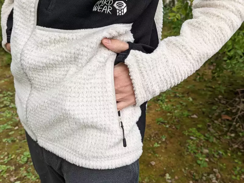 ポケットを有効活用できるジャケット