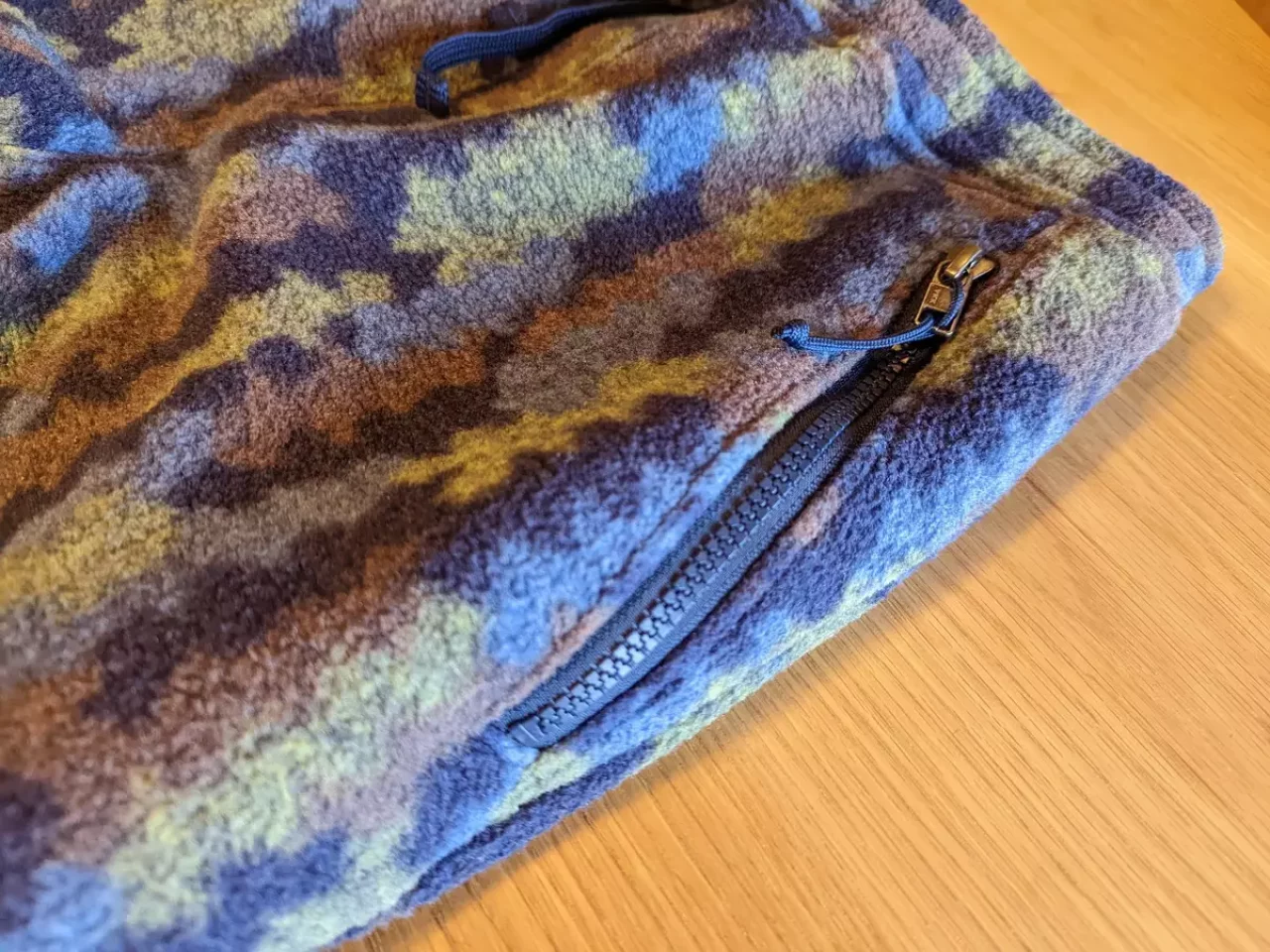 かなり使えるジッパーポケット