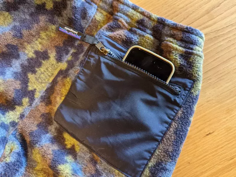 かなり使えるジッパー付きポケット