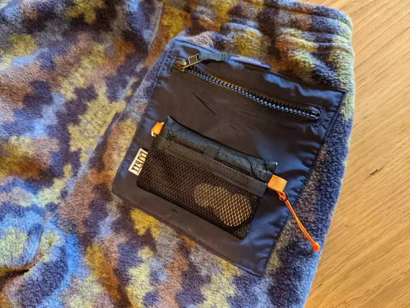 かなり使えるジッパー付きポケット