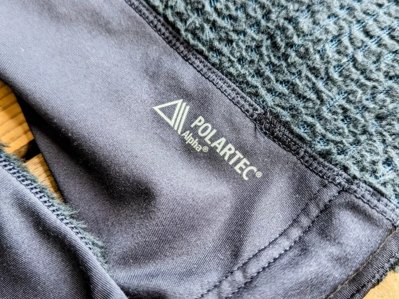 ミドルレイヤー フリース