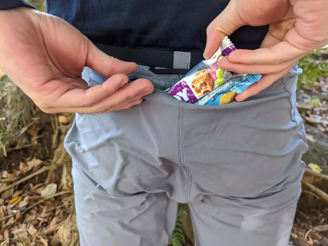 ランニングパンツ−サロモン『クロスラン』 トレイルランニングに使いやすいポケット