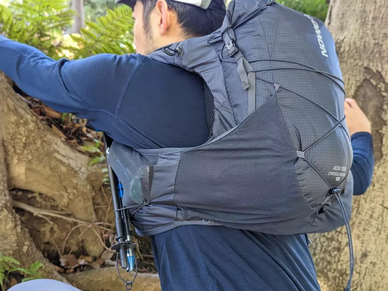 レイルランニング用ザック-サロモン 体に優しくフィットする絶妙なストレッチ素材とデザイン