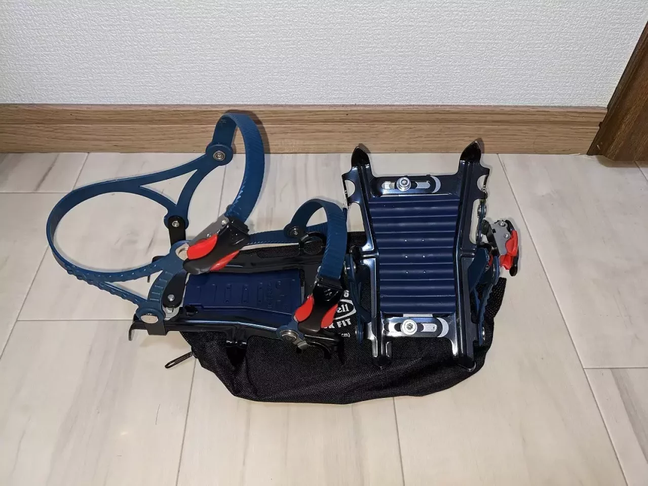 モンベル スノースパイク6クイックフィット