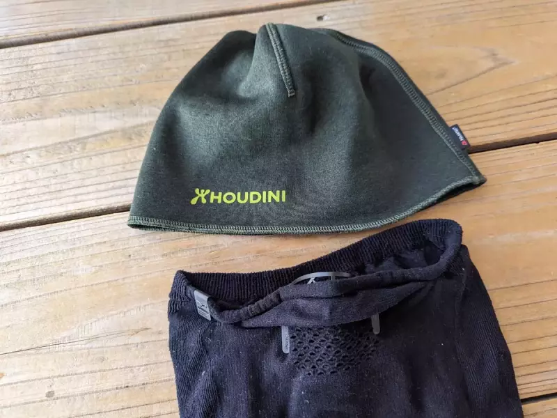 ニット帽&マスクでバラクラバ化