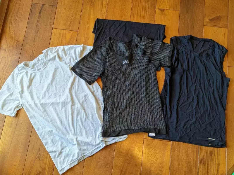 汗冷えを抑制!レイヤリングの新常識メッシュインナーの選び方とおすすめアイテム|ベースレイヤー・Tシャツ|登山ウェア|山のモノ|登山・トレラン・山スキーマガジン「山旅旅」