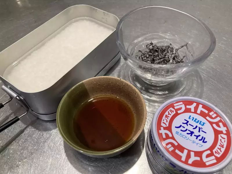 メスティン炊き込みご飯の食材