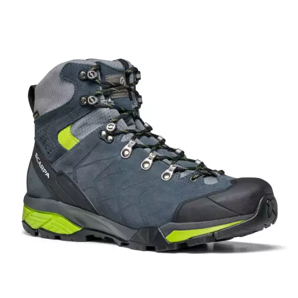 汎用性に優れ歩きやすい登山靴『ZGトレックGTX』