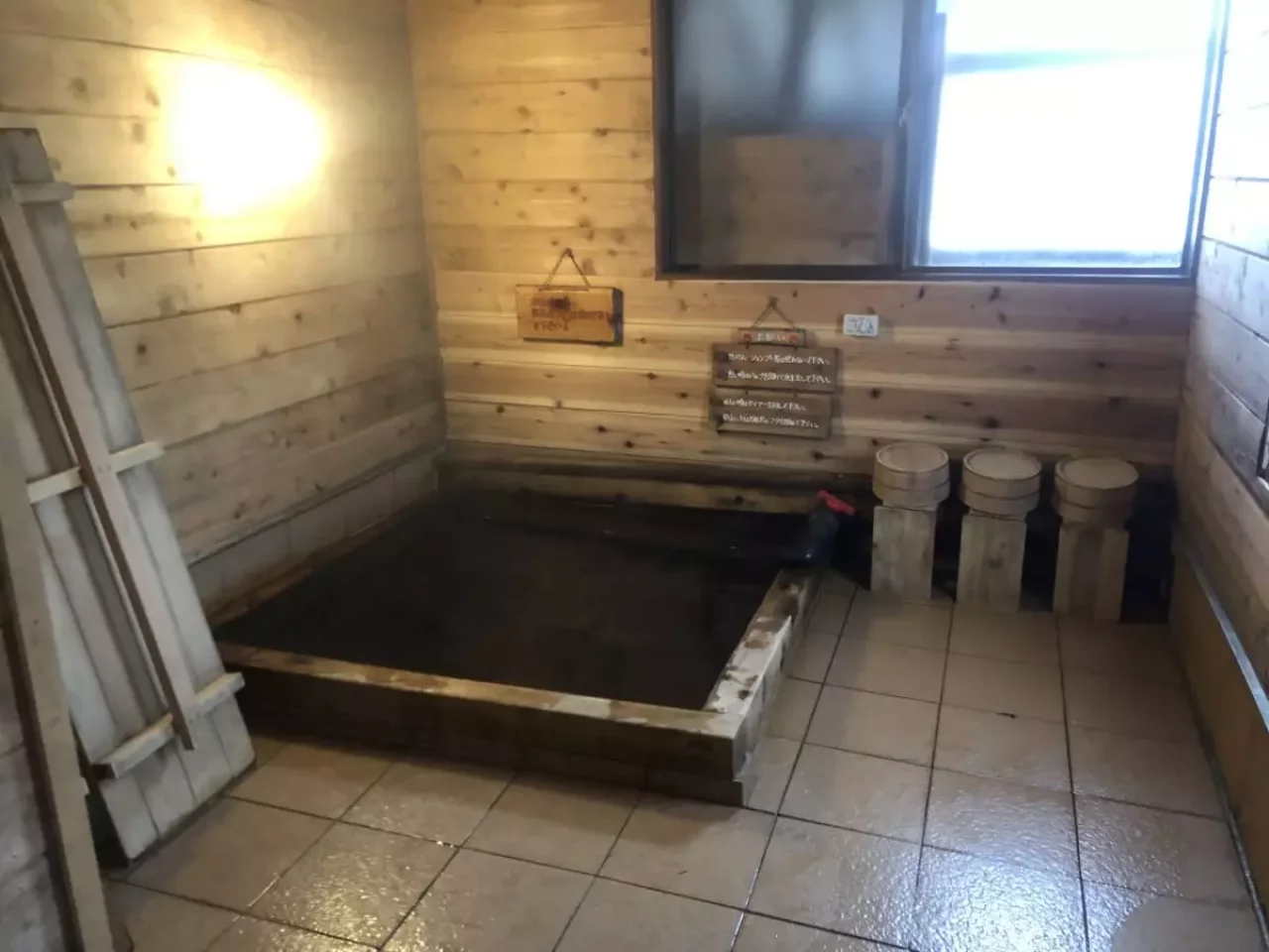 赤岳鉱泉の檜風呂