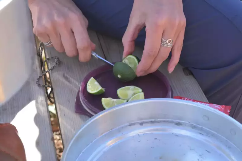 Nikon Z 50 登山 撮影 カメラ 山ごはん