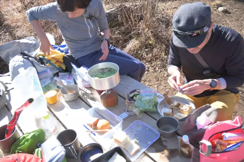 Nikon Z 50 登山 撮影 カメラ 山ごはん