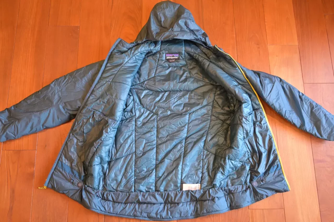 パタゴニア ダス・パーカー 内側の縫製