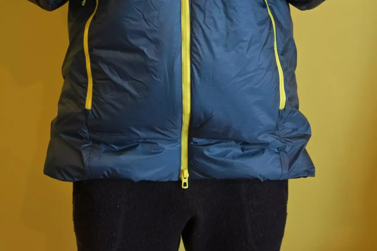 パタゴニア ダス・パーカー 裾