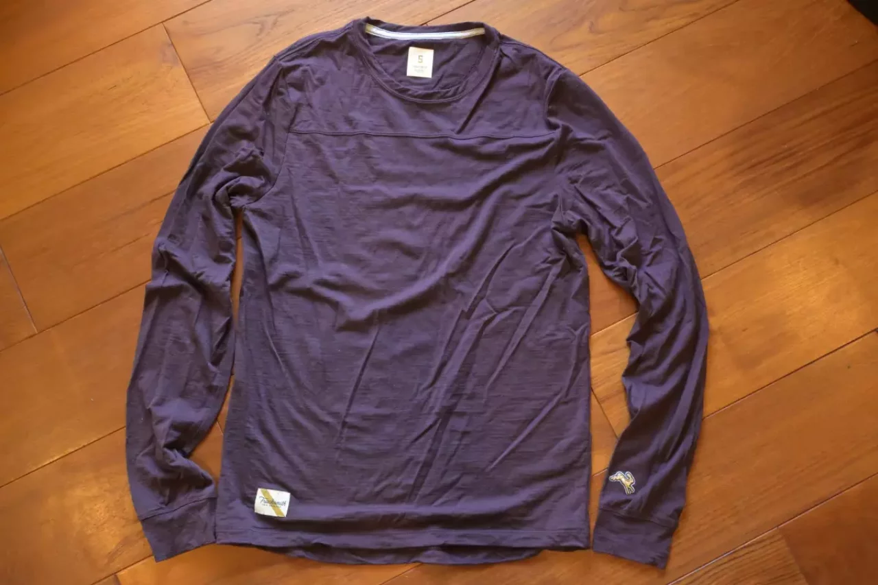 トラックスミスのメリノウールのロングスリーブ