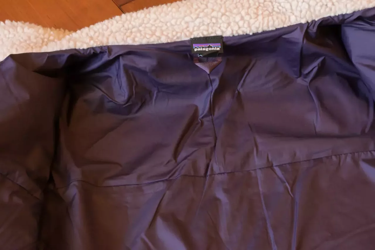 パタゴニア キッズ・レトロX・ジャケットの裏