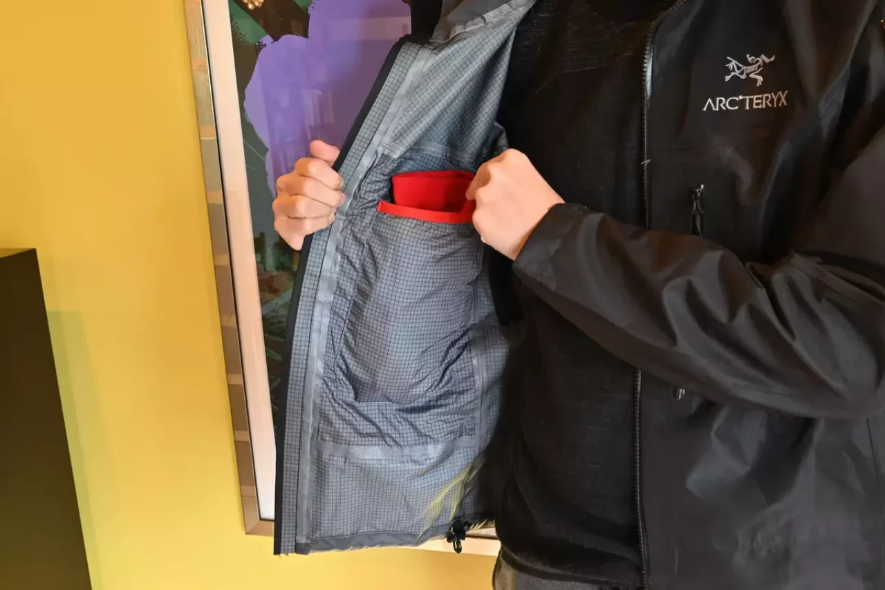 アークテリクスBETA SV