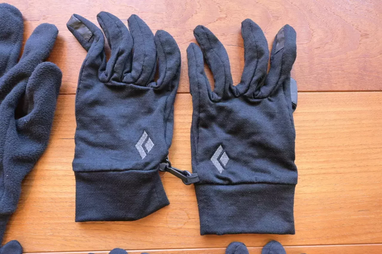ブラックダイヤモンドグローブ ライトウェイトウールテック