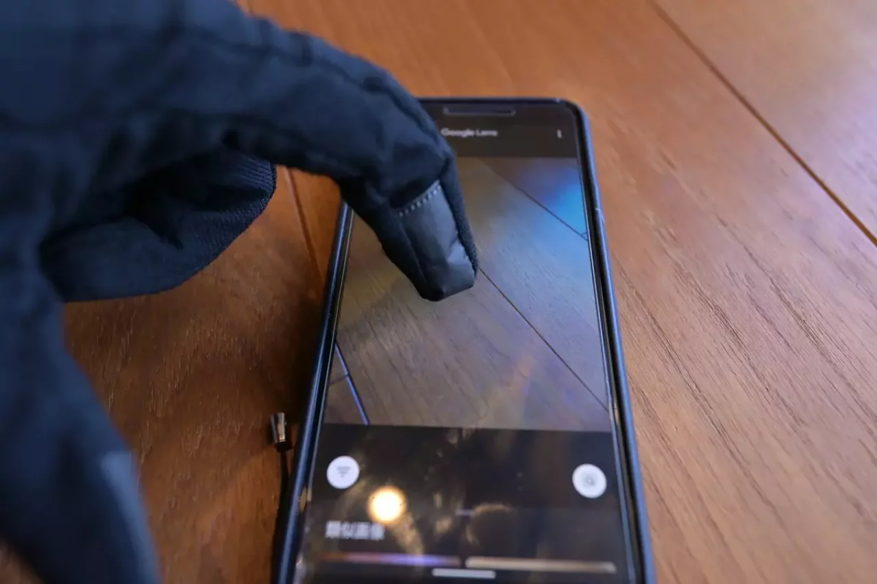 ブラックダイヤモンドグローブ ライトウェイトウールテック スマホ