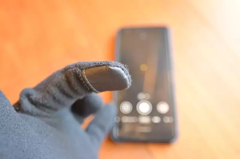ブラックダイヤモンドグローブ ライトウェイトフリース スマホ