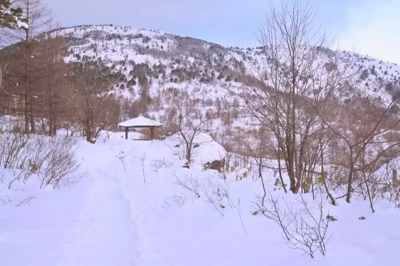 湯ノ丸山 登山 東屋