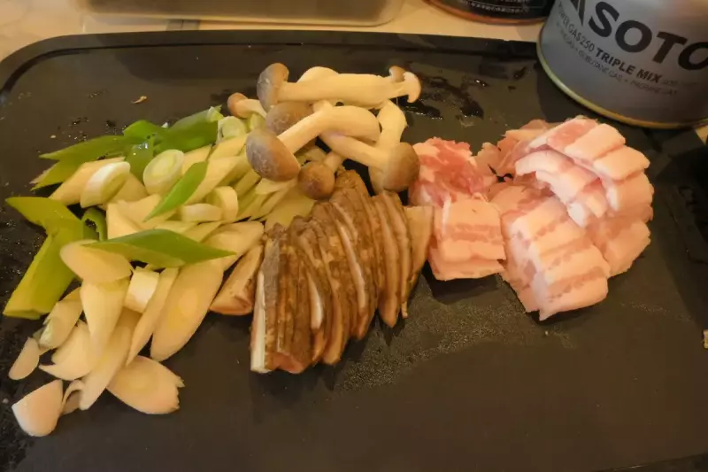 ラージメスティン山ごはんレシピ−キムチ鍋 野菜