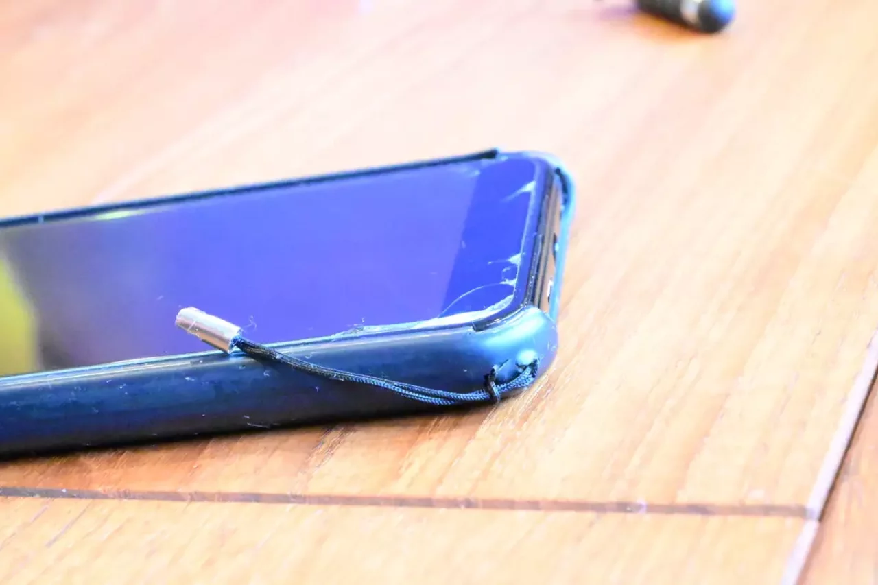 スマホ操作 タッチパネル スマホ ストラップ