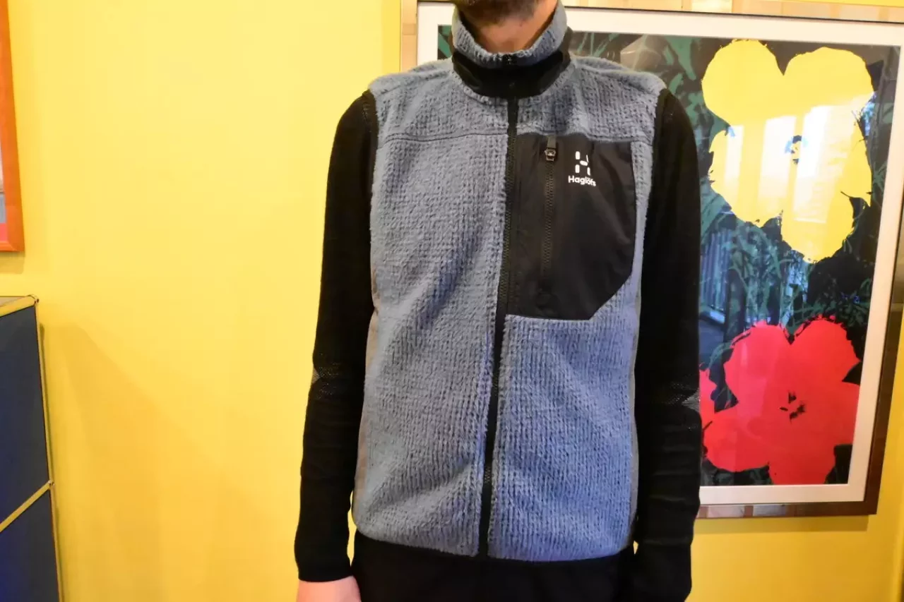 ホグロフス ハイロフトハイブリッドベスト