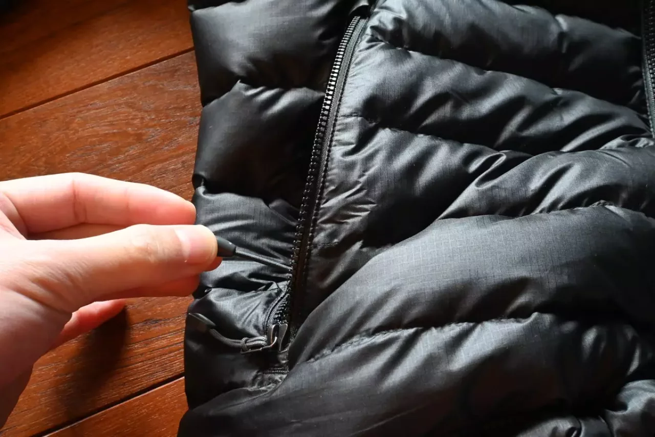 パタゴニア ダウン・セーター ポケット ドローコード