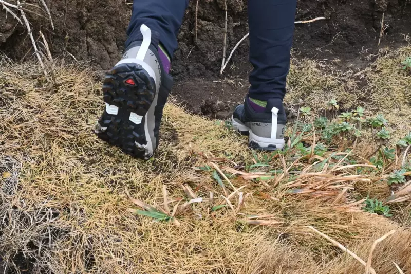 登山靴-サロモン X Ultra 4 ラグデザイン