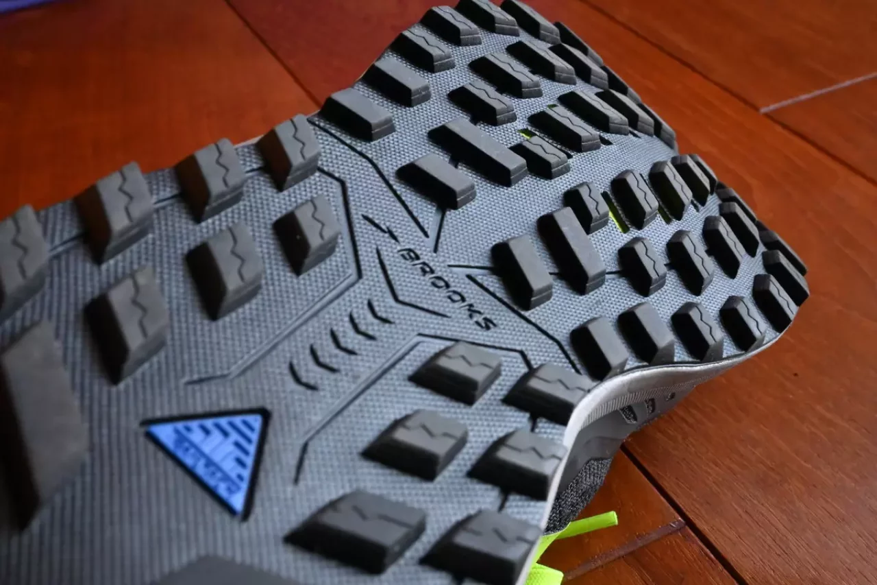 ブルックス カスケディア15 グリップ力