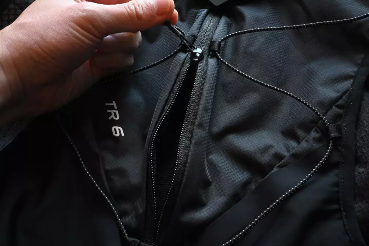 ザ・ノース・フェイスのTR6 ダブルジッパー