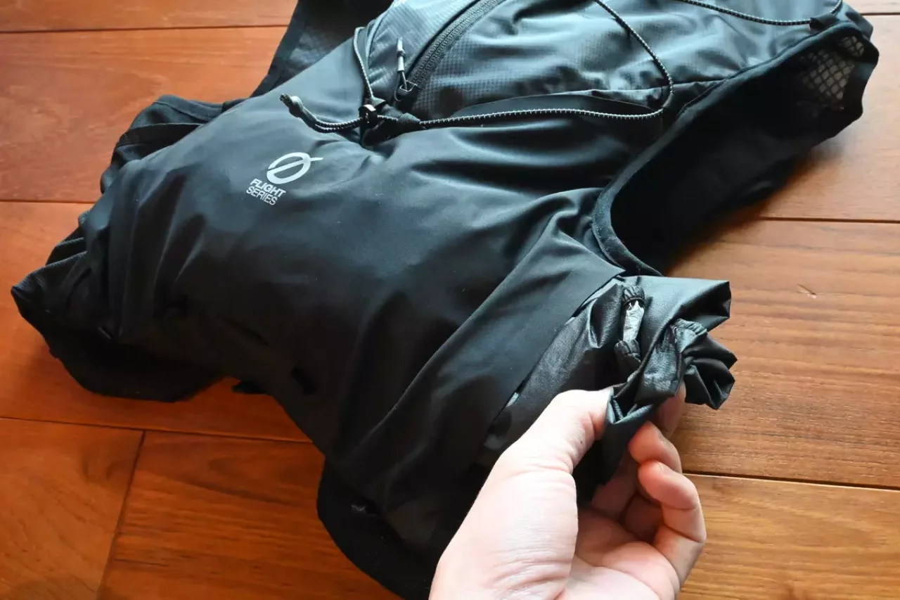 ザ・ノース・フェイスのTR6 背面のストレッチポケット