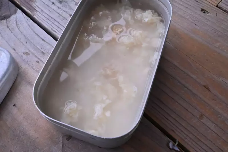 メスティン 固形燃料 缶詰 炊き込みご飯 レシピ