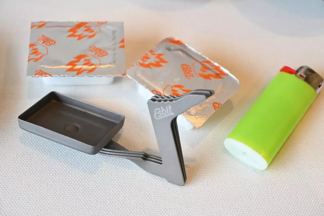 エスビット チタニウムストーブ