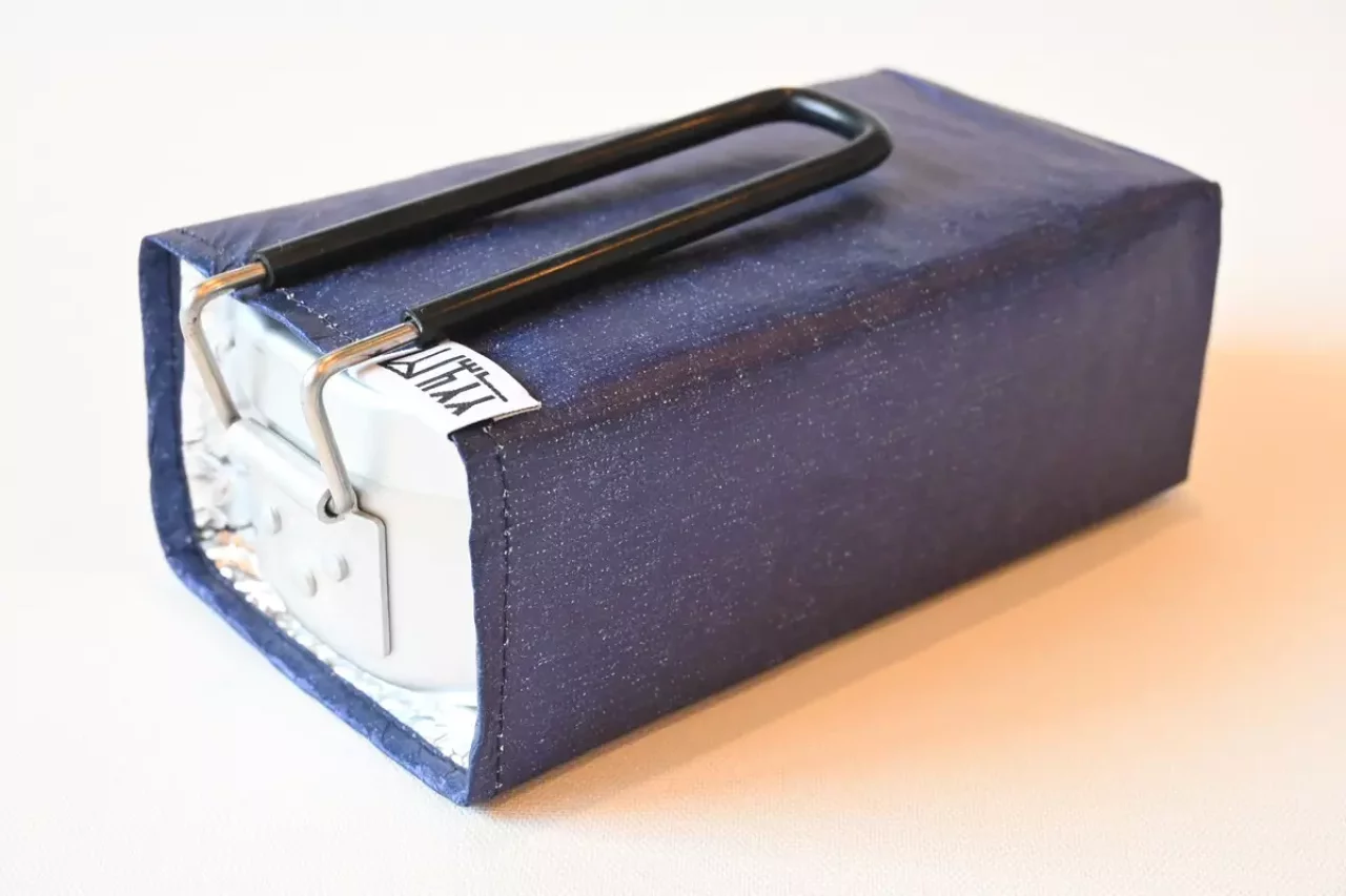 メスティン保温ケースの外観