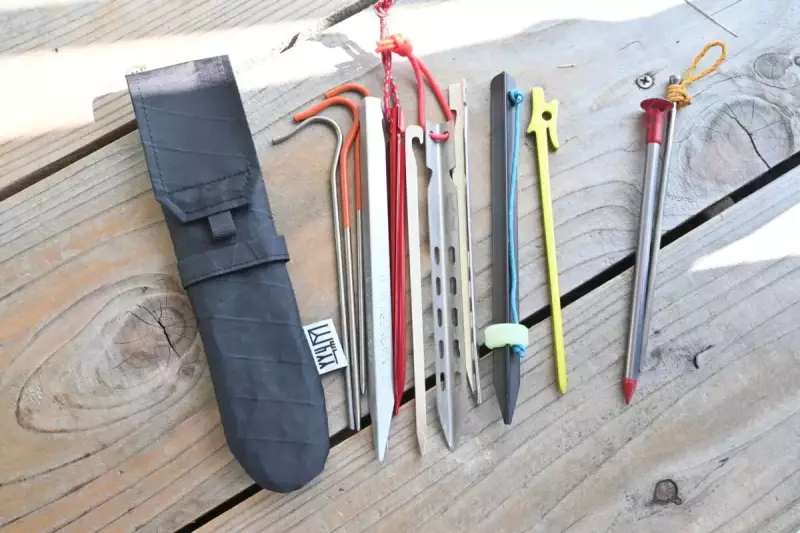 テント泊の必須装備