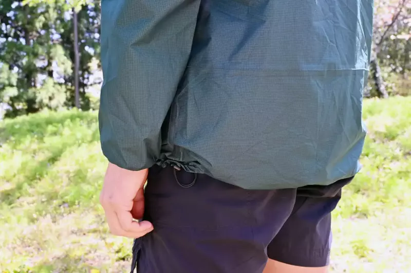 山と道UL レインフーディーPU Sosui