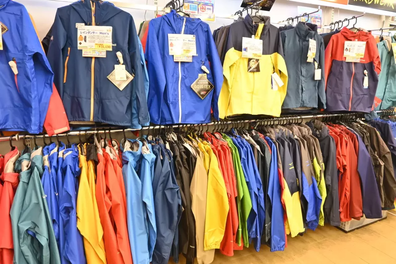 登山経験に合わせて服装を買い揃えよう