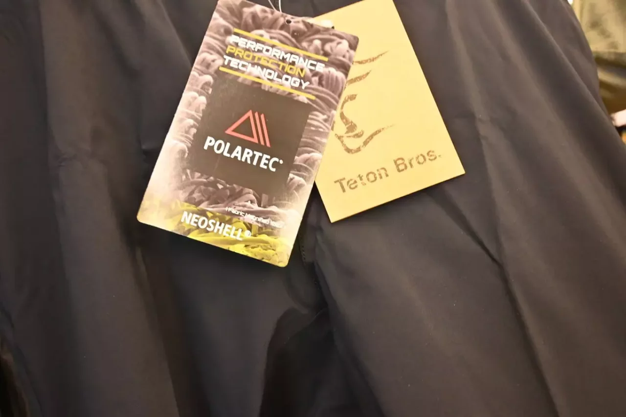 ゴアテックス以外のレインウェア ポーラテック