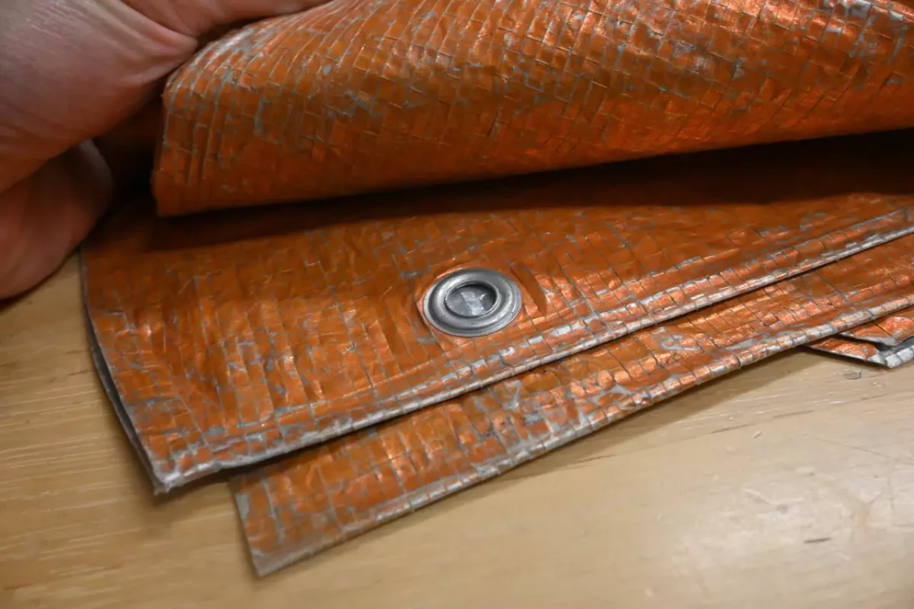 SOLヘビーデューティ エマージェンシーブランケット 使用方法