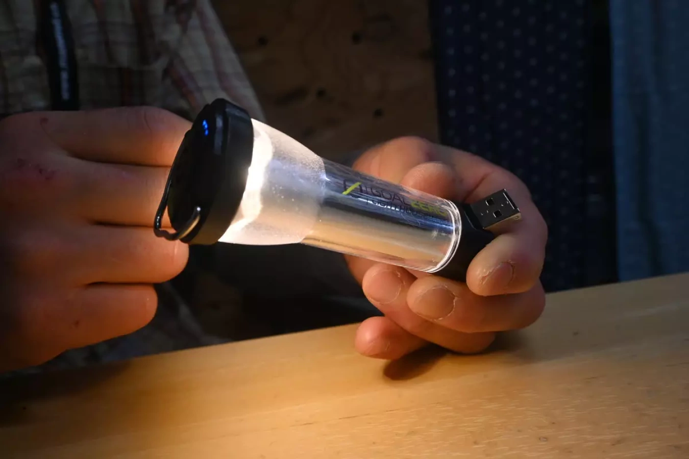 ゴールゼロ LEDミニランタン-ケーブルなし充電したまま点灯