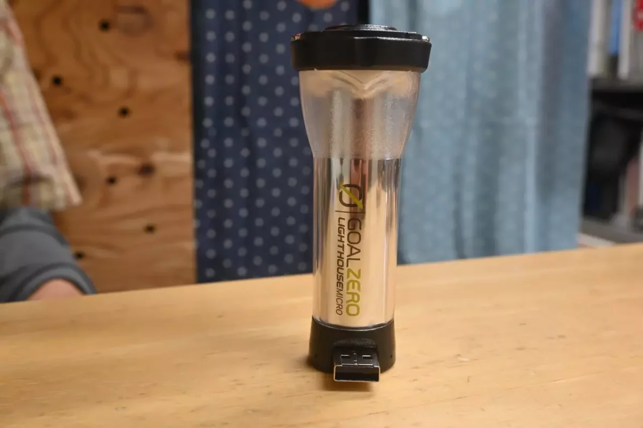 充電方法と点灯特徴 ゴールゼロ LEDミニランタン