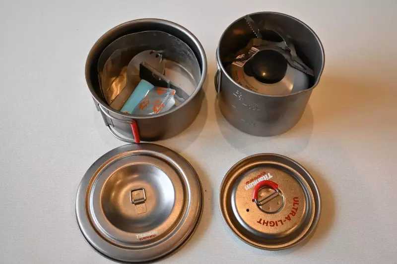 深型クッカーと浅型クッカーのスタッキング方法