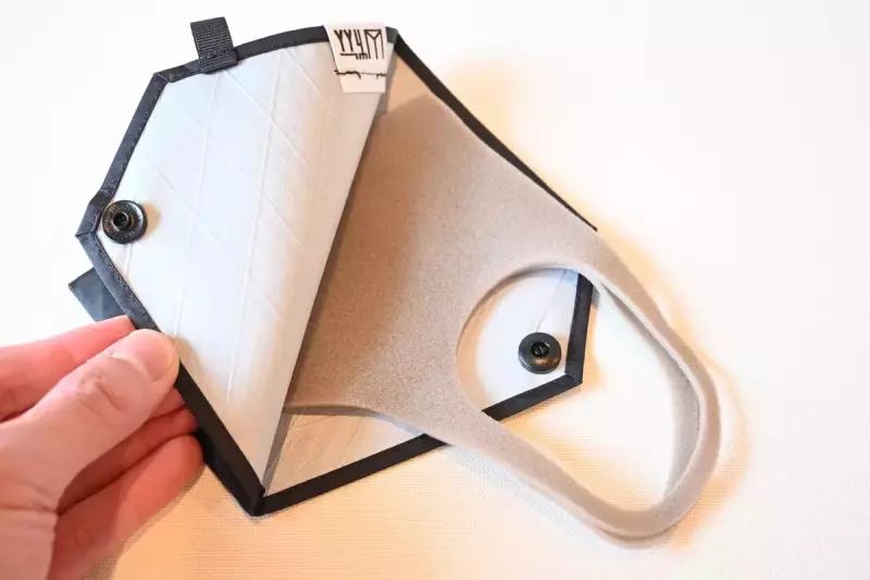 X-PACマスクケース 取り出し