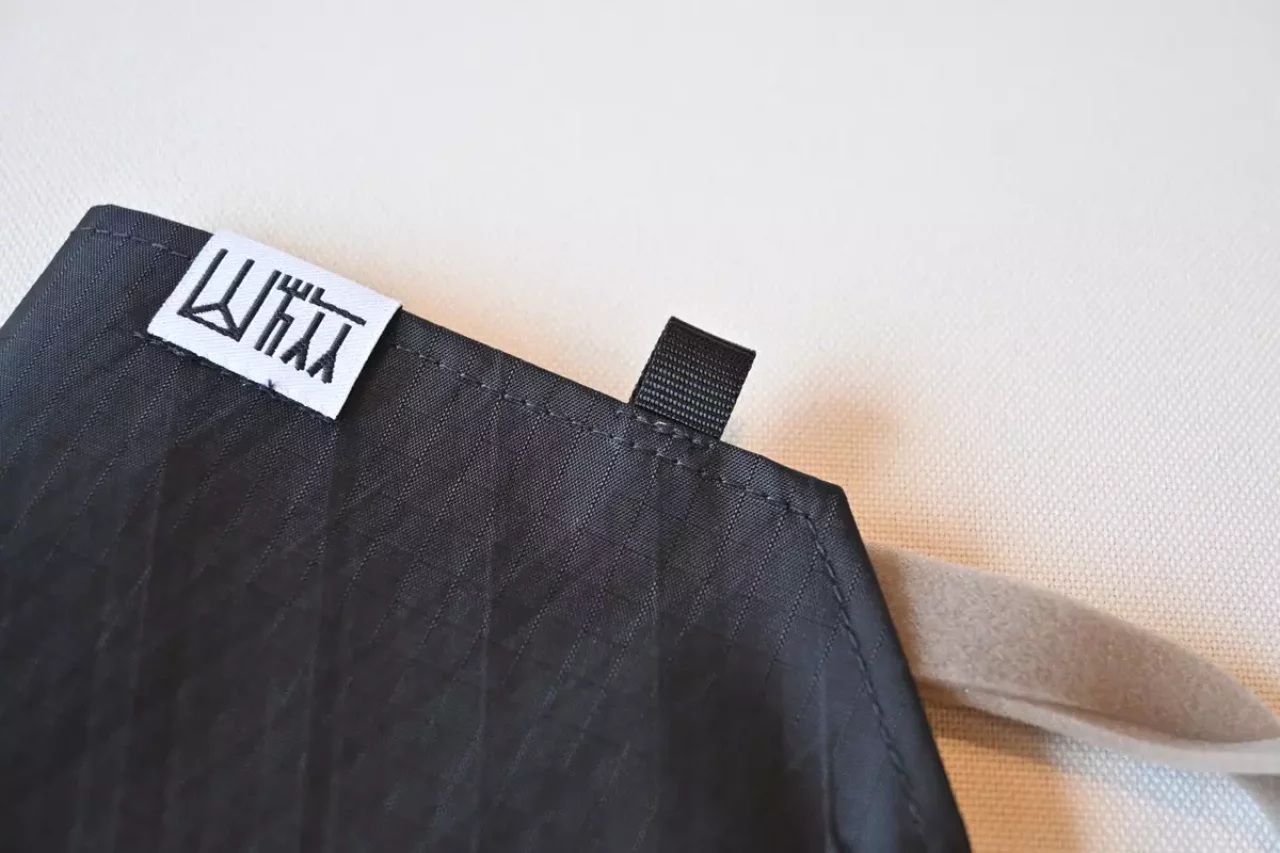 X-PACマスクケース カラビナループ