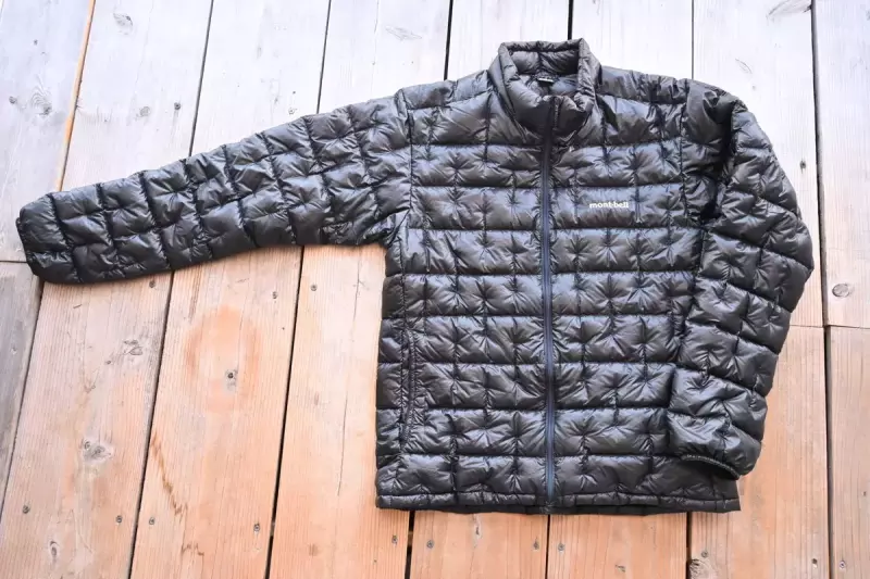 【レビュー】1000フィルパワーの圧倒的な保温力と超軽量なダウンジャケット−モンベル プラズマ1000ダウンジャケット|ダウンジャケット・パンツ|登山ウェア|山のモノ|登山・トレラン・山スキーマガジン「山旅旅」