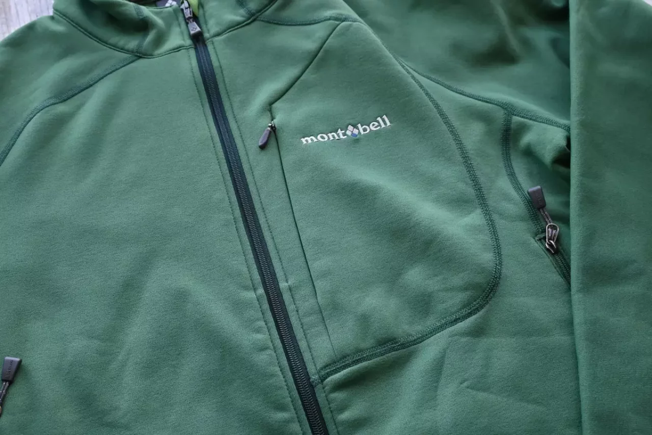 ポイント①:動き易く着用感が少ない