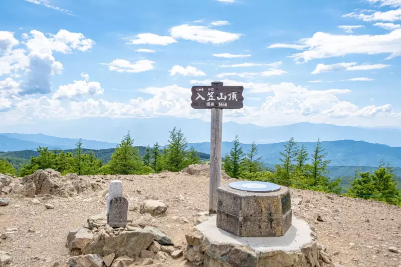 【初心者におすすめ】花の宝庫に雪山入門! 入笠山の難易度別登山コース紹介|ルート紹介から探す|登山・トレラン・山スキーマガジン「山旅旅」