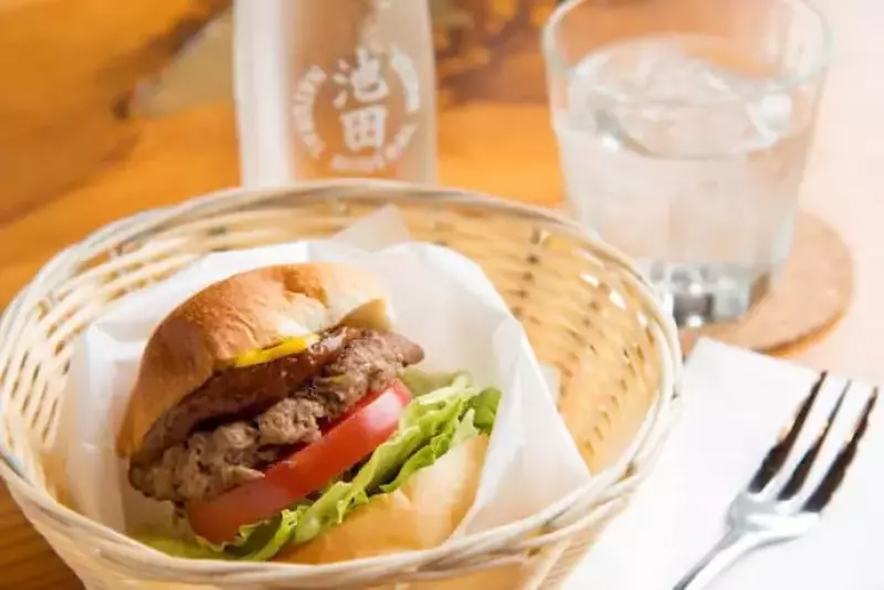 ツリーピクニック アドベンチャー いけだ グルメ